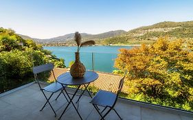 La Palma 1 By Quokka 360 - Modern Panoramic Lake View Flat